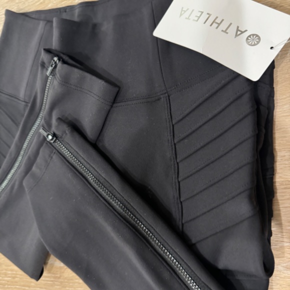 NWT Athleta MOTO Delancey Tight BLK SM - Picture 7 of 7